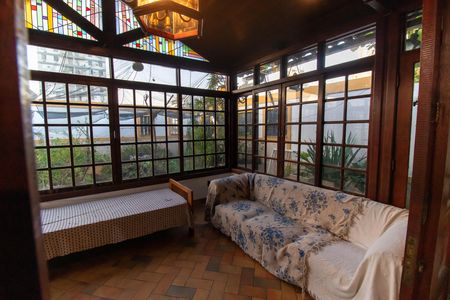 Casa para alugar com 281m², 3 quartos e 1 vaga Casa para alugar com 281m², 3 quartos e 1 vagaSala
