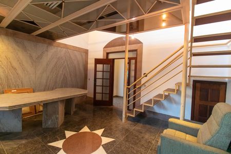Sala de casa para alugar com 3 quartos, 281m² em Fonseca, Niterói