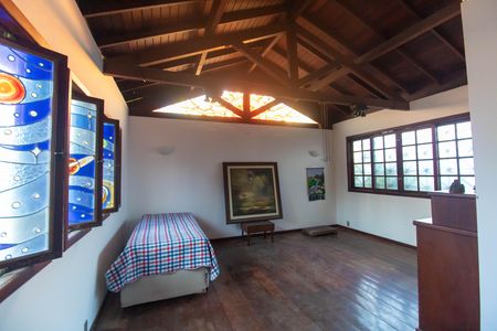 Casa para alugar com 281m², 3 quartos e 1 vaga Casa para alugar com 281m², 3 quartos e 1 vagaQuarto 1