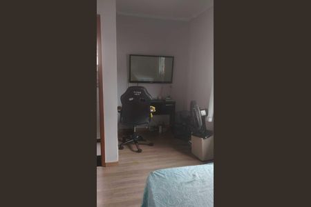 Casa para alugar com 115m², 2 quartos e 2 vagasQuarto