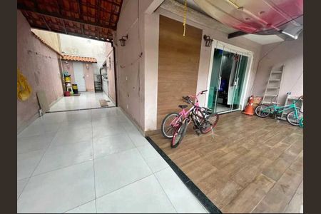 Casa para alugar com 115m², 2 quartos e 2 vagasÁrea externa