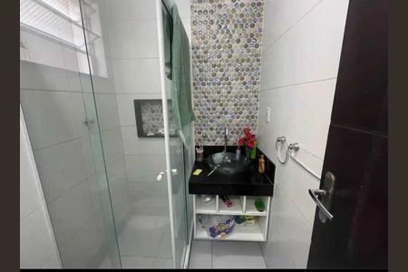 Casa para alugar com 115m², 2 quartos e 2 vagasBanheiro