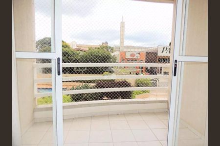 Apartamento à venda com 93m², 3 quartos e 2 vagasFoto 03