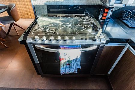 Apartamento à venda com 154m², 3 quartos e 2 vagas Apartamento à venda com 154m², 3 quartos e 2 vagasCozinha e copa