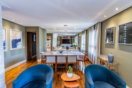 Apartamento à venda com 154m², 3 quartos e 2 vagas