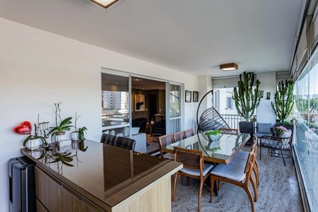 Apartamento à venda com 154m², 3 quartos e 2 vagas