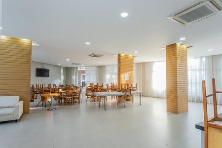 Apartamento à venda com 154m², 3 quartos e 2 vagas Apartamento à venda com 154m², 3 quartos e 2 vagasSalão de Festas