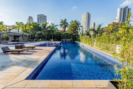 Apartamento à venda com 154m², 3 quartos e 2 vagas Apartamento à venda com 154m², 3 quartos e 2 vagasÁrea comum - Piscina