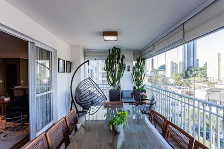Apartamento à venda com 154m², 3 quartos e 2 vagas