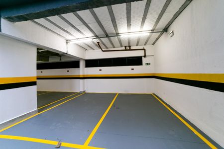 Apartamento à venda com 207m², 3 quartos e 3 vagas Apartamento à venda com 207m², 3 quartos e 3 vagasGaragem