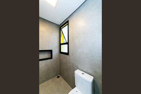 Apartamento à venda com 207m², 3 quartos e 3 vagas Apartamento à venda com 207m², 3 quartos e 3 vagasBanheiro da Suíte 2