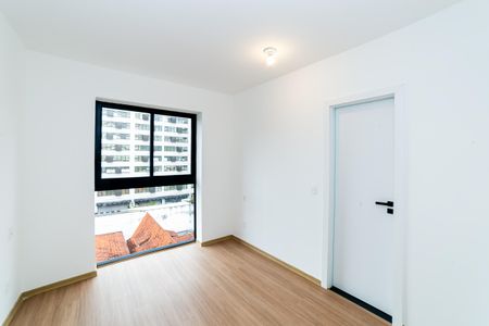 Apartamento à venda com 207m², 3 quartos e 3 vagas Apartamento à venda com 207m², 3 quartos e 3 vagasQuarto