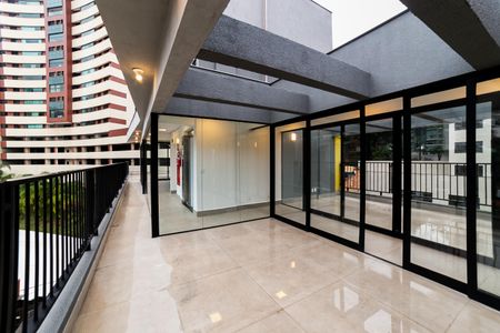 Apartamento à venda com 207m², 3 quartos e 3 vagas Apartamento à venda com 207m², 3 quartos e 3 vagasCobertura