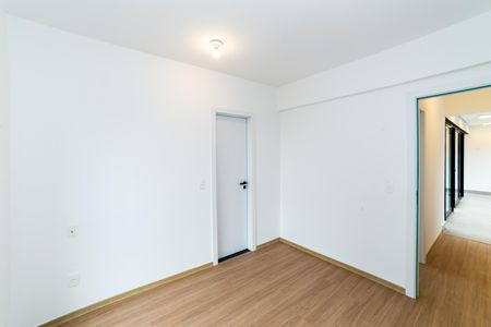 Apartamento à venda com 207m², 3 quartos e 3 vagas Apartamento à venda com 207m², 3 quartos e 3 vagasQuarto
