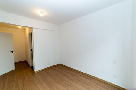 Apartamento à venda com 207m², 3 quartos e 3 vagas Apartamento à venda com 207m², 3 quartos e 3 vagasSuíte 1