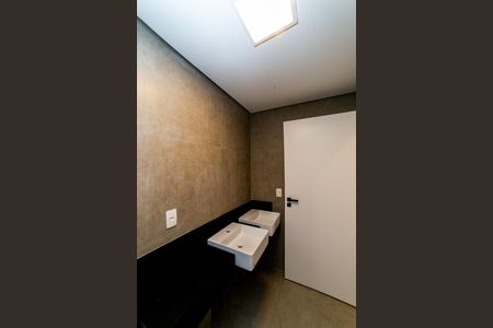 Apartamento à venda com 207m², 3 quartos e 3 vagas Apartamento à venda com 207m², 3 quartos e 3 vagasBanheiro da Suíte 1