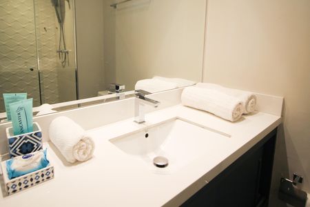 Apartamento à venda com 56m², 1 quarto e 1 vaga Apartamento à venda com 56m², 1 quarto e 1 vagaBanheiro da Suíte