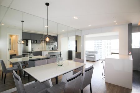 Sala de apartamento para alugar com 1 quarto, 56m² em Vila Nova Conceição, São Paulo