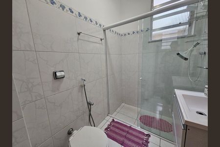 Banheiro  de apartamento à venda com 1 quarto, 49m² em Tijuca, Rio de Janeiro