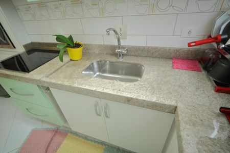 Apartamento à venda com 74m², 2 quartos e 1 vagaCozinha 