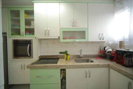 Apartamento à venda com 74m², 2 quartos e 1 vagaCozinha 