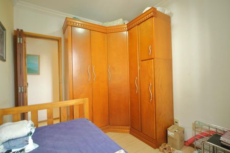 Apartamento à venda com 74m², 2 quartos e 1 vagaQuarto 2
