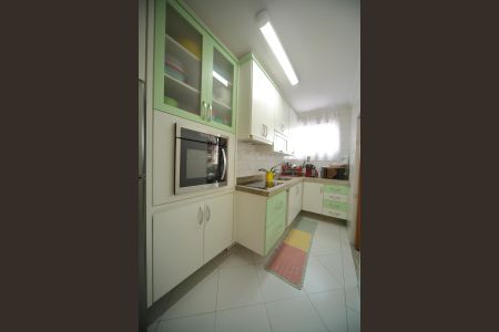 Apartamento à venda com 74m², 2 quartos e 1 vagaCozinha 