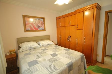 Apartamento à venda com 74m², 2 quartos e 1 vagaQuarto1