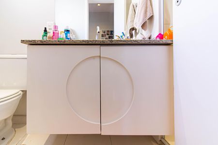 Apartamento para alugar com 100m², 2 quartos e 2 vagasBanheiro