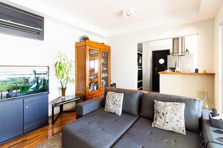 Sala de apartamento para alugar com 2 quartos, 100m² em Vila Romana, São Paulo