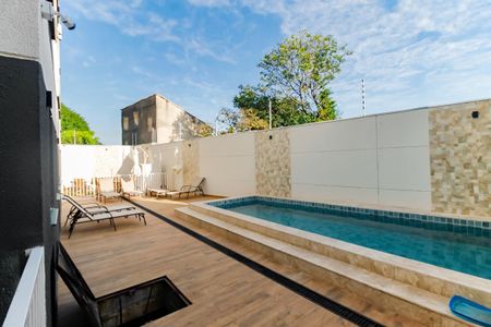 Apartamento à venda com 32m², 2 quartos e sem vagaÁrea comum - Piscina