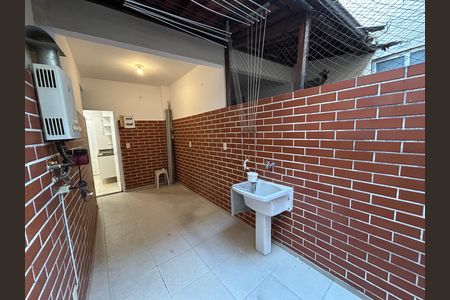 Apartamento para alugar com 90m², 2 quartos e 1 vagaÁrea de Serviço