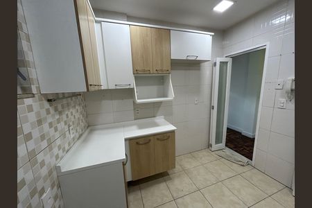 Apartamento para alugar com 90m², 2 quartos e 1 vagaCozinha