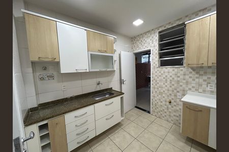 Apartamento para alugar com 90m², 2 quartos e 1 vagaCozinha