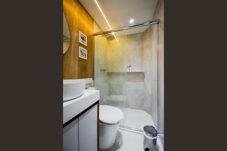 Apartamento à venda com 62m², 2 quartos e 1 vagaBanheiro Social