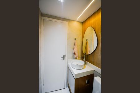 Apartamento à venda com 62m², 2 quartos e 1 vagaBanheiro Social