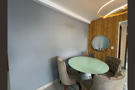Sala de apartamento à venda com 2 quartos, 74m² em Vila Rosa, Goiânia