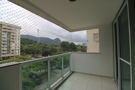 Sala - Varanda de apartamento para alugar com 2 quartos, 65m² em Barra da Tijuca, Rio de Janeiro