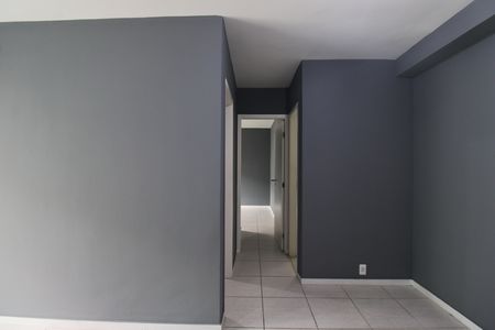 Sala de apartamento para alugar com 2 quartos, 65m² em Barra da Tijuca, Rio de Janeiro