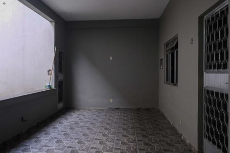 Casa para alugar com 100m², 3 quartos e 2 vagas Casa para alugar com 100m², 3 quartos e 2 vagasVaranda
