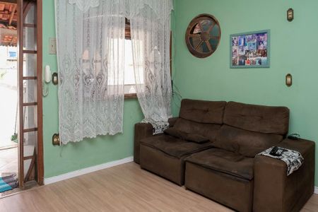Casa para alugar com 100m², 3 quartos e 2 vagas Casa para alugar com 100m², 3 quartos e 2 vagasSala de Estar