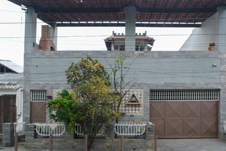 Casa para alugar com 100m², 3 quartos e 2 vagas
