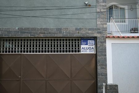 Casa para alugar com 100m², 3 quartos e 2 vagas