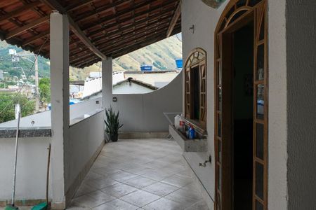 Casa para alugar com 100m², 3 quartos e 2 vagas Casa para alugar com 100m², 3 quartos e 2 vagasTerraço