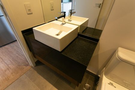 Apartamento para alugar com 30m², 1 quarto e sem vaga Apartamento para alugar com 30m², 1 quarto e sem vagaBanheiro