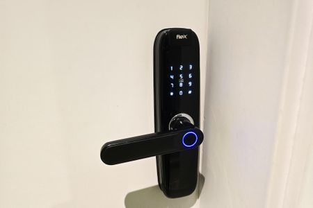 Apartamento para alugar com 30m², 1 quarto e sem vaga Apartamento para alugar com 30m², 1 quarto e sem vagaFechadura Eletrônica