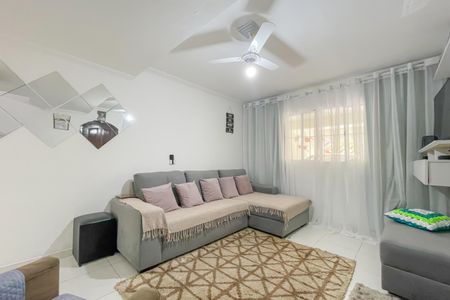 Sala de casa à venda com 2 quartos, 131m² em Cidade das Flores, Osasco
