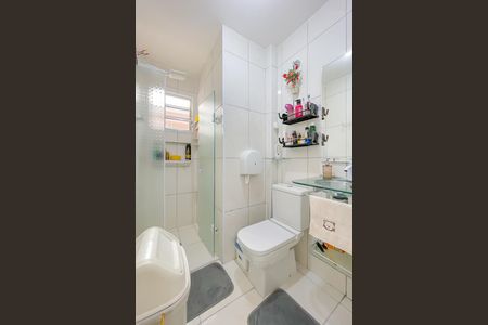 Casa à venda com 131m², 2 quartos e 2 vagas Casa à venda com 131m², 2 quartos e 2 vagasBanheiro
