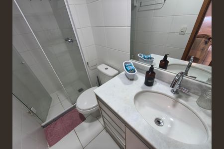 Apartamento à venda com 77m², 3 quartos e 1 vagaBanheiro Suite 2