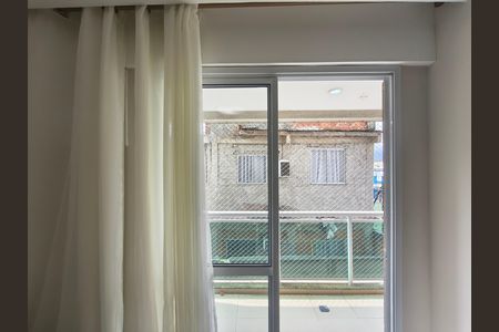 Apartamento à venda com 77m², 3 quartos e 1 vagavaranda -Sala